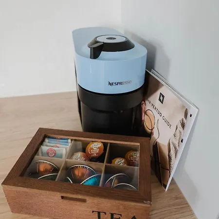 Emilia Am Woerthersee * שיפלינג אם סי